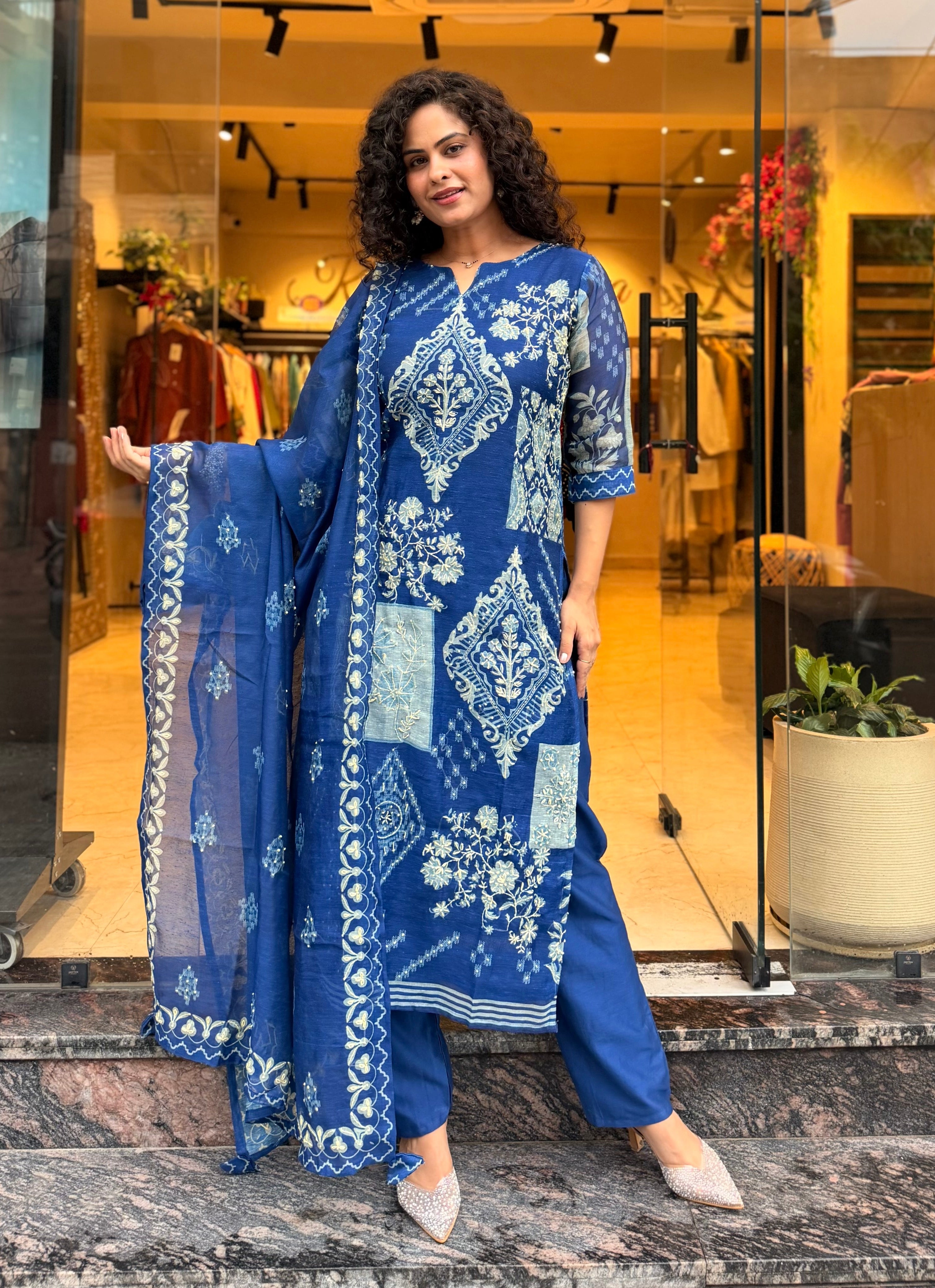 Rimjhim Embroidered Dupatta Set