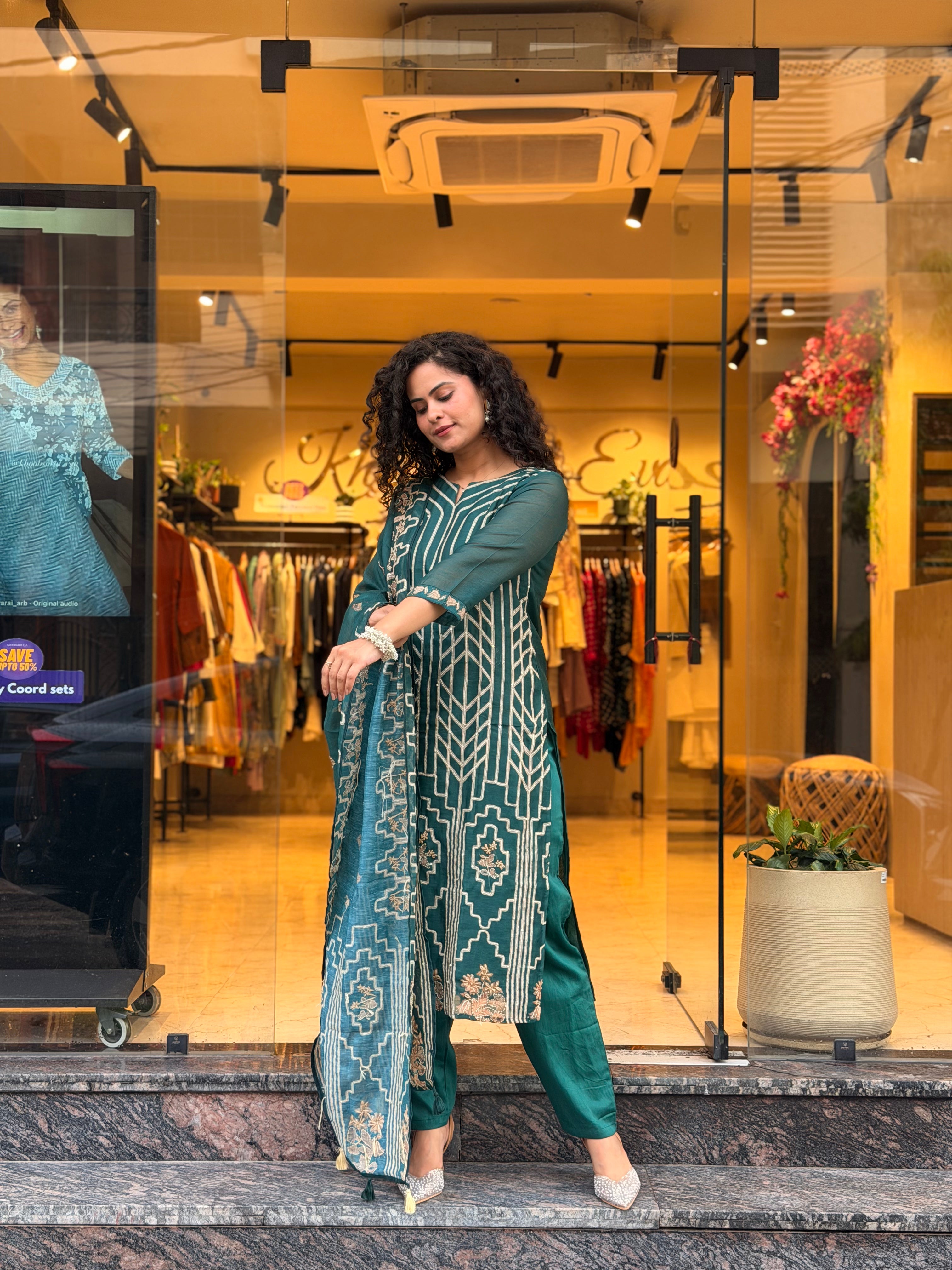 Rimjhim Embroidered Dupatta Set