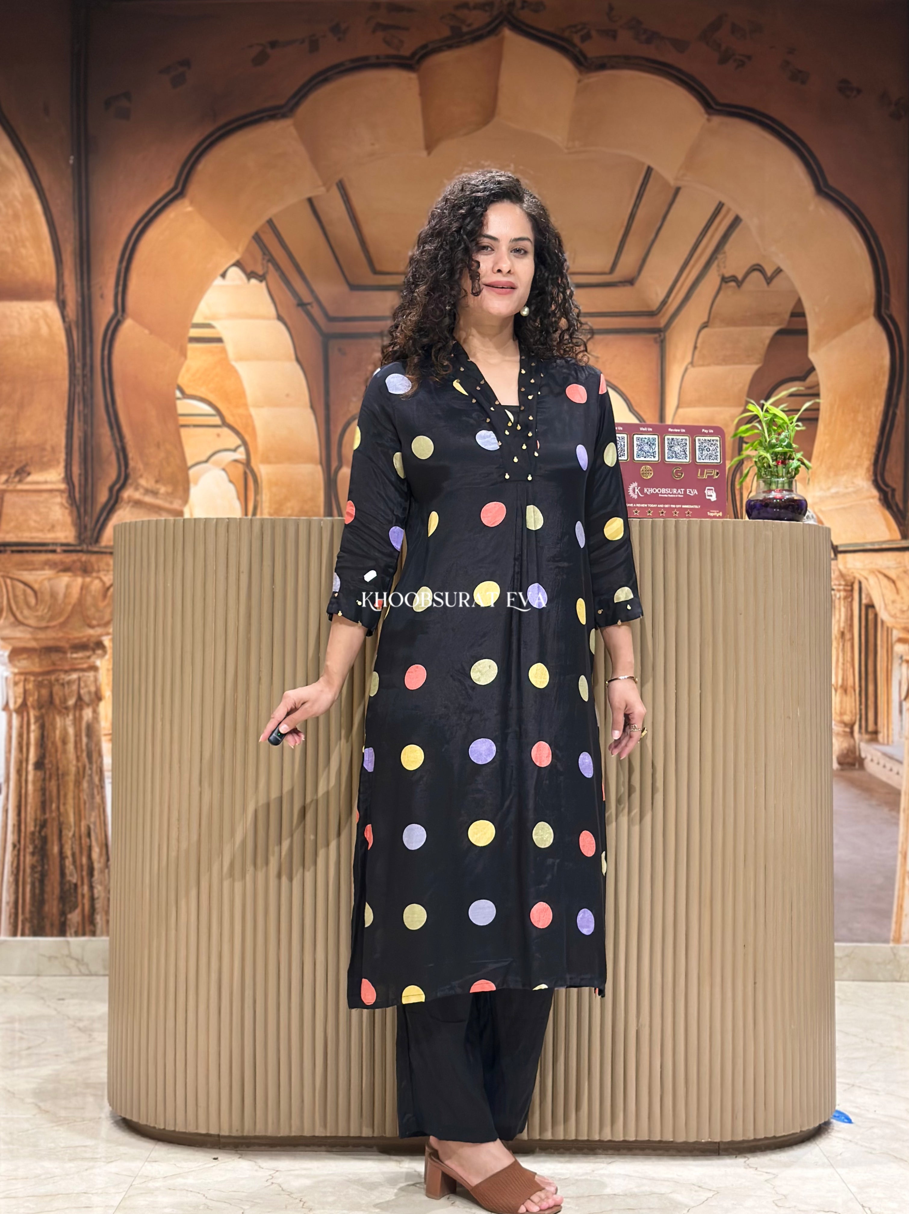 Rakhi Outfits Glow Kurta Set