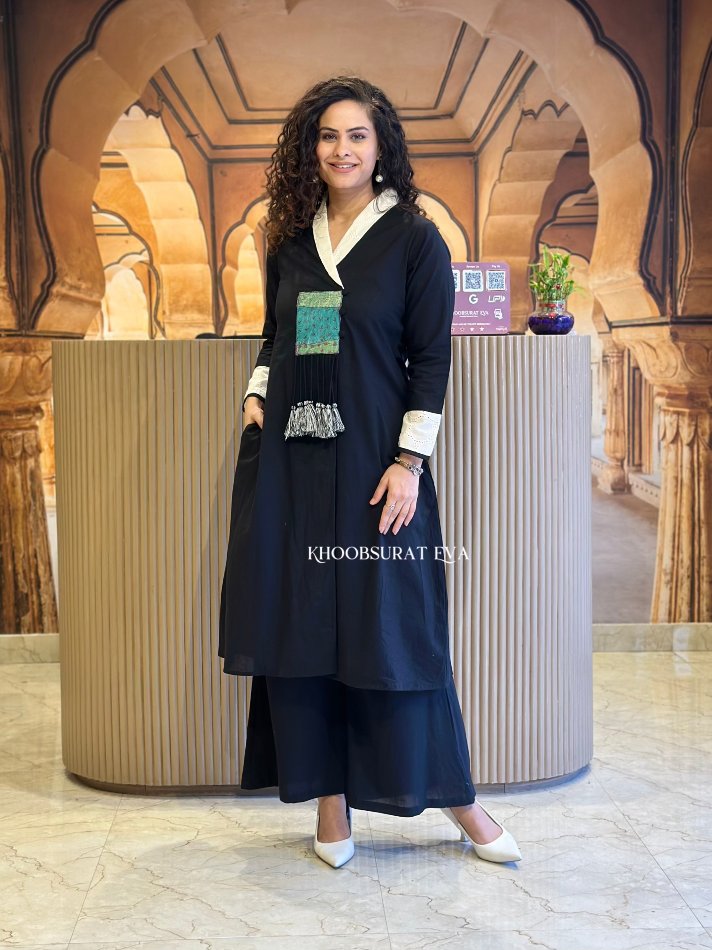 House of Beauty Black Kurta Set