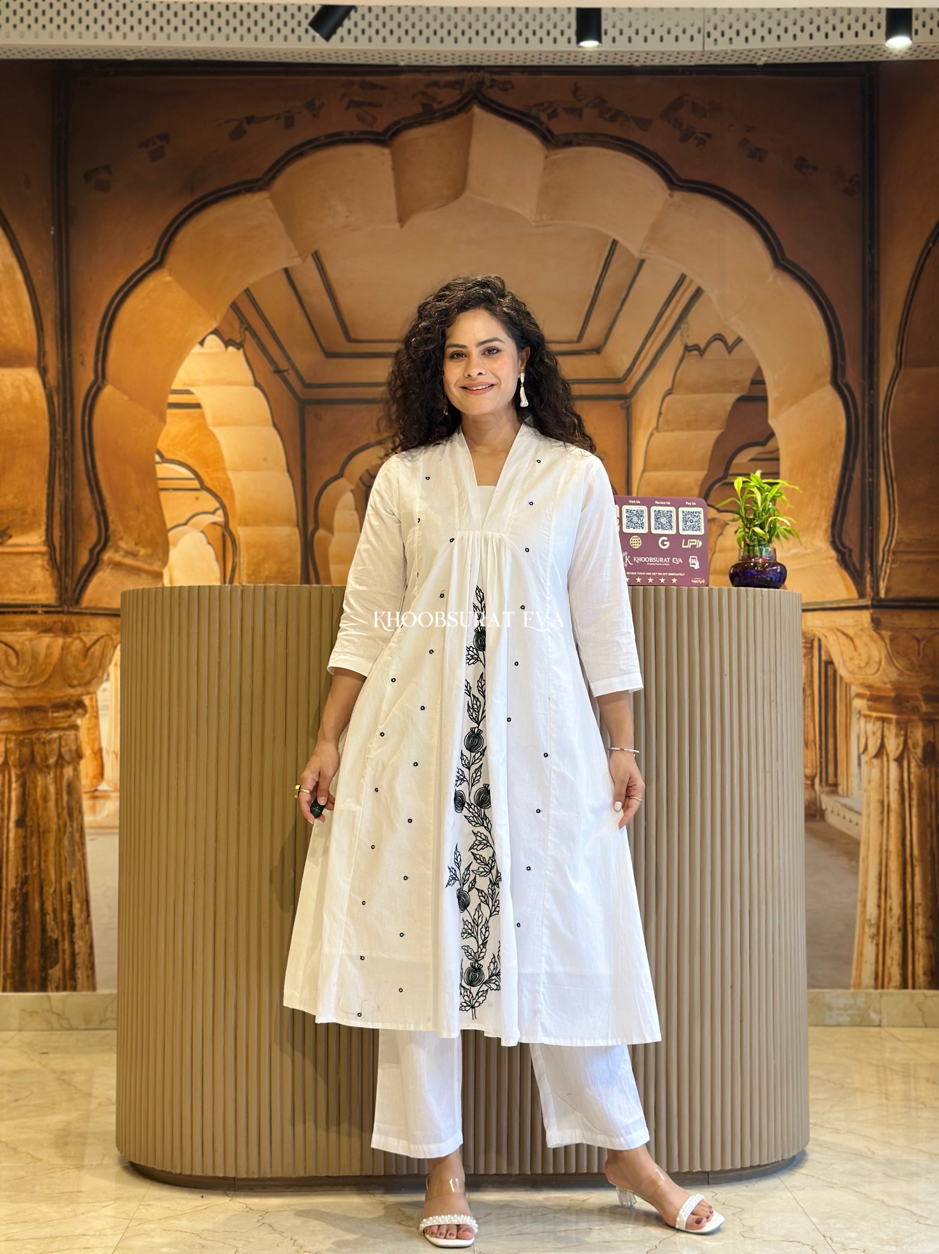 Beauty of Festive Kurta Set