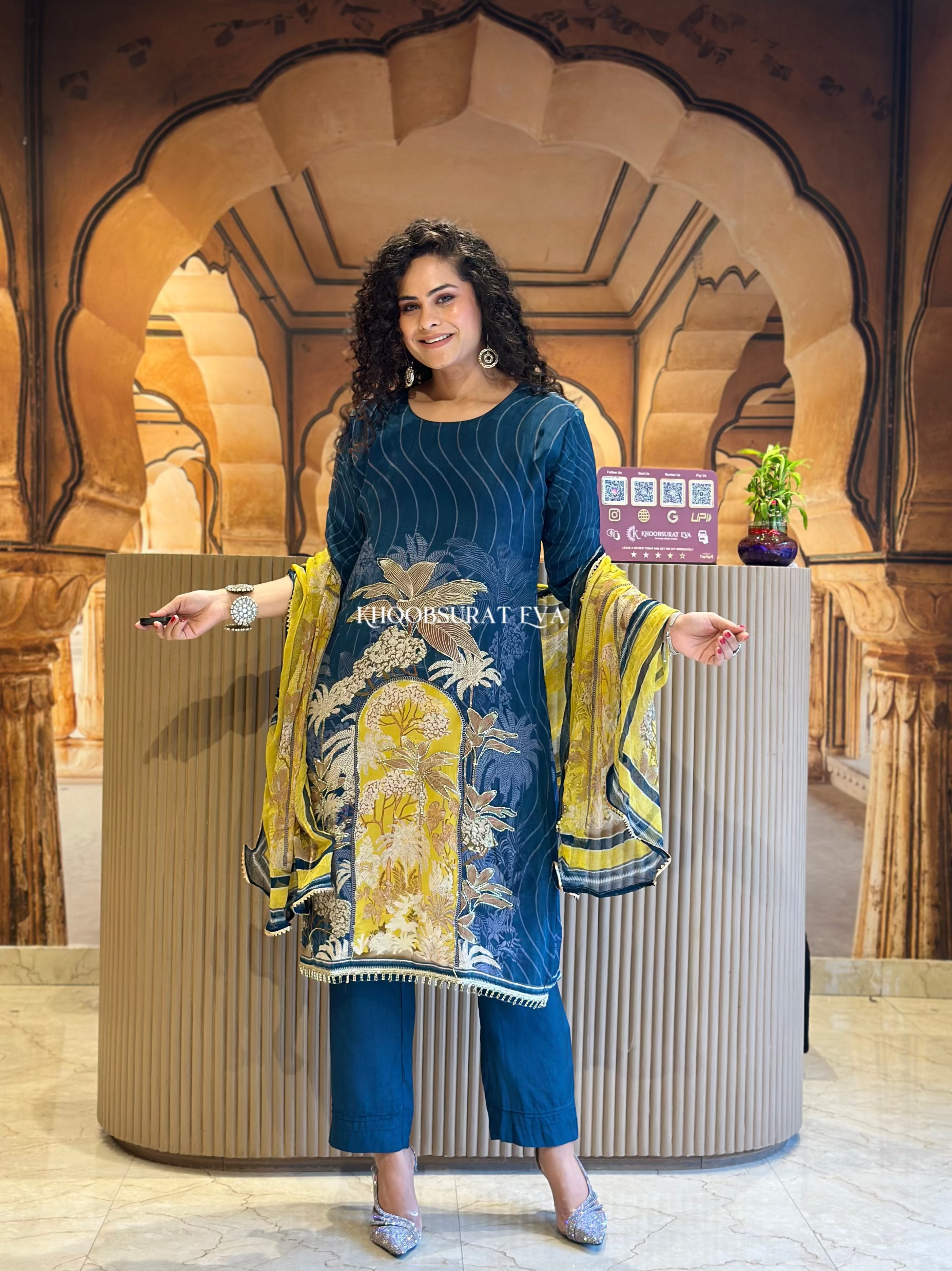 MumTaj Blue Dupatta Set