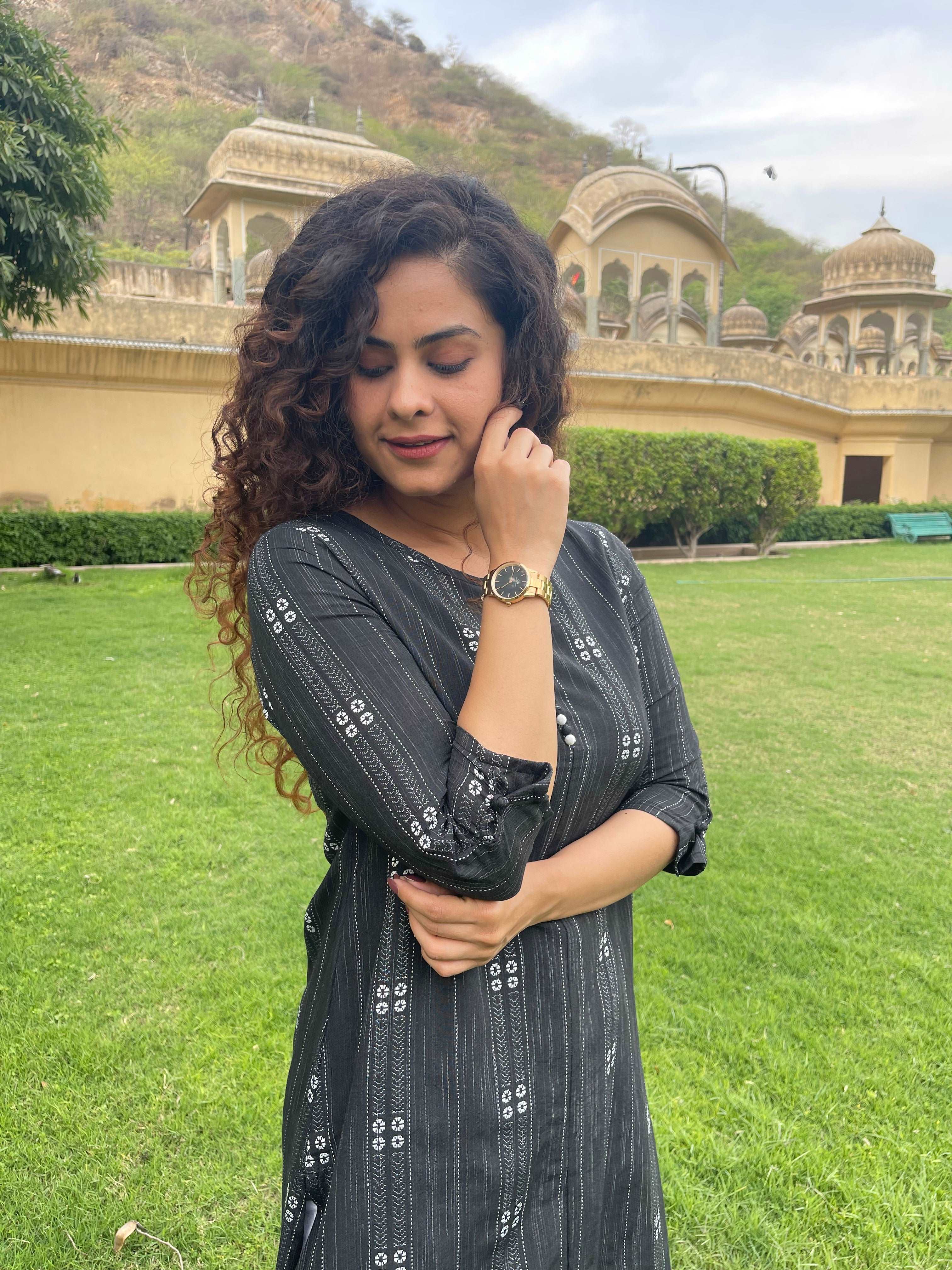 Shop black kurta for women