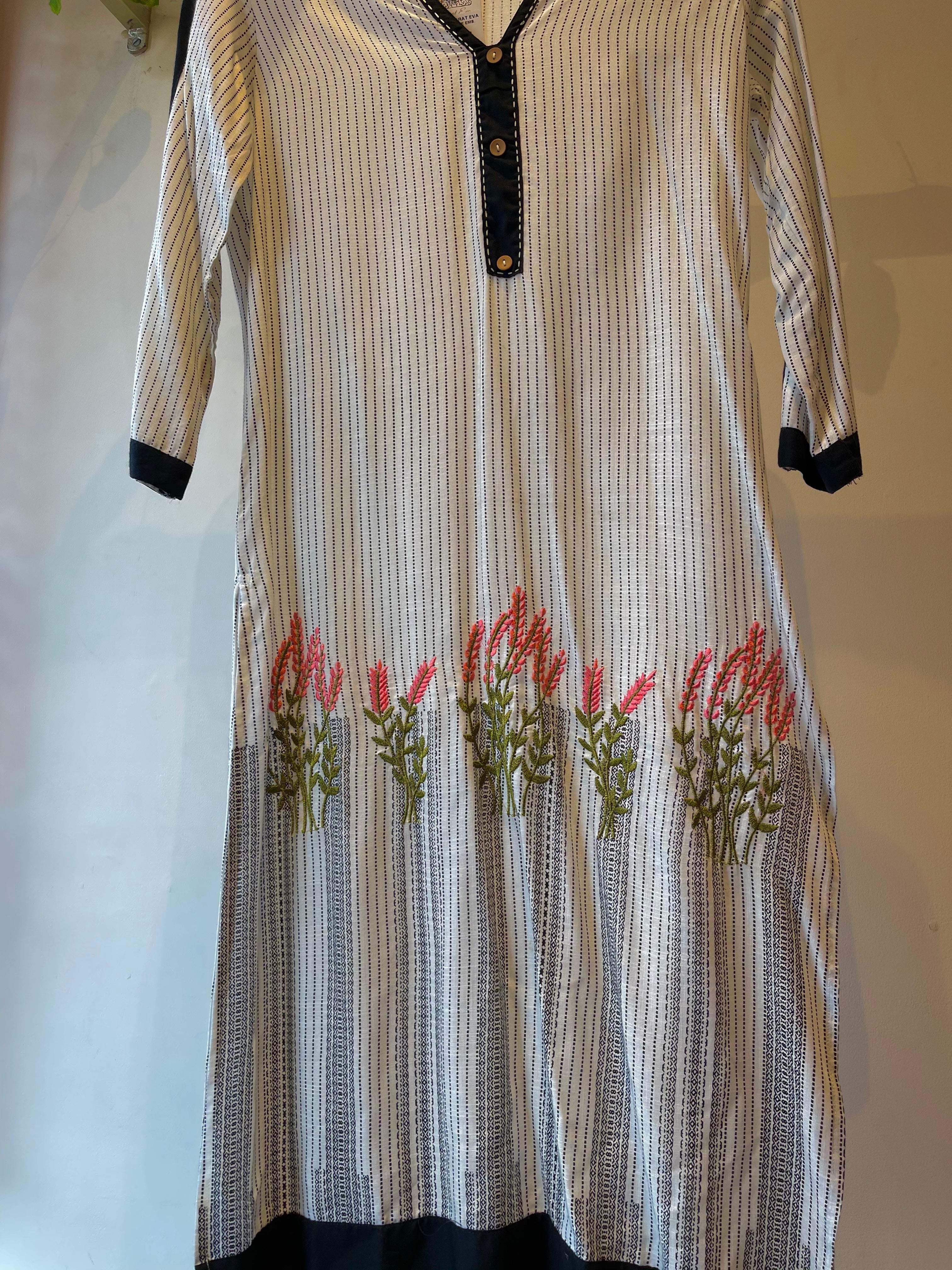 Embroidered Stripes Cotton straight kurta
