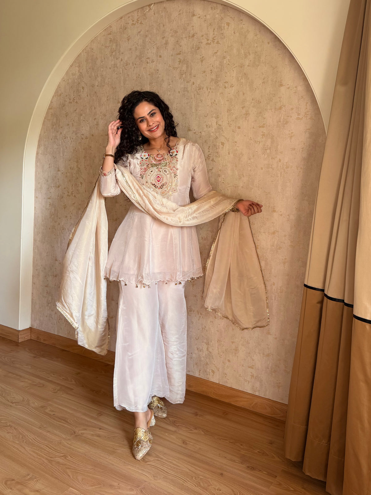 Kalyani Embroidered Suit Set
