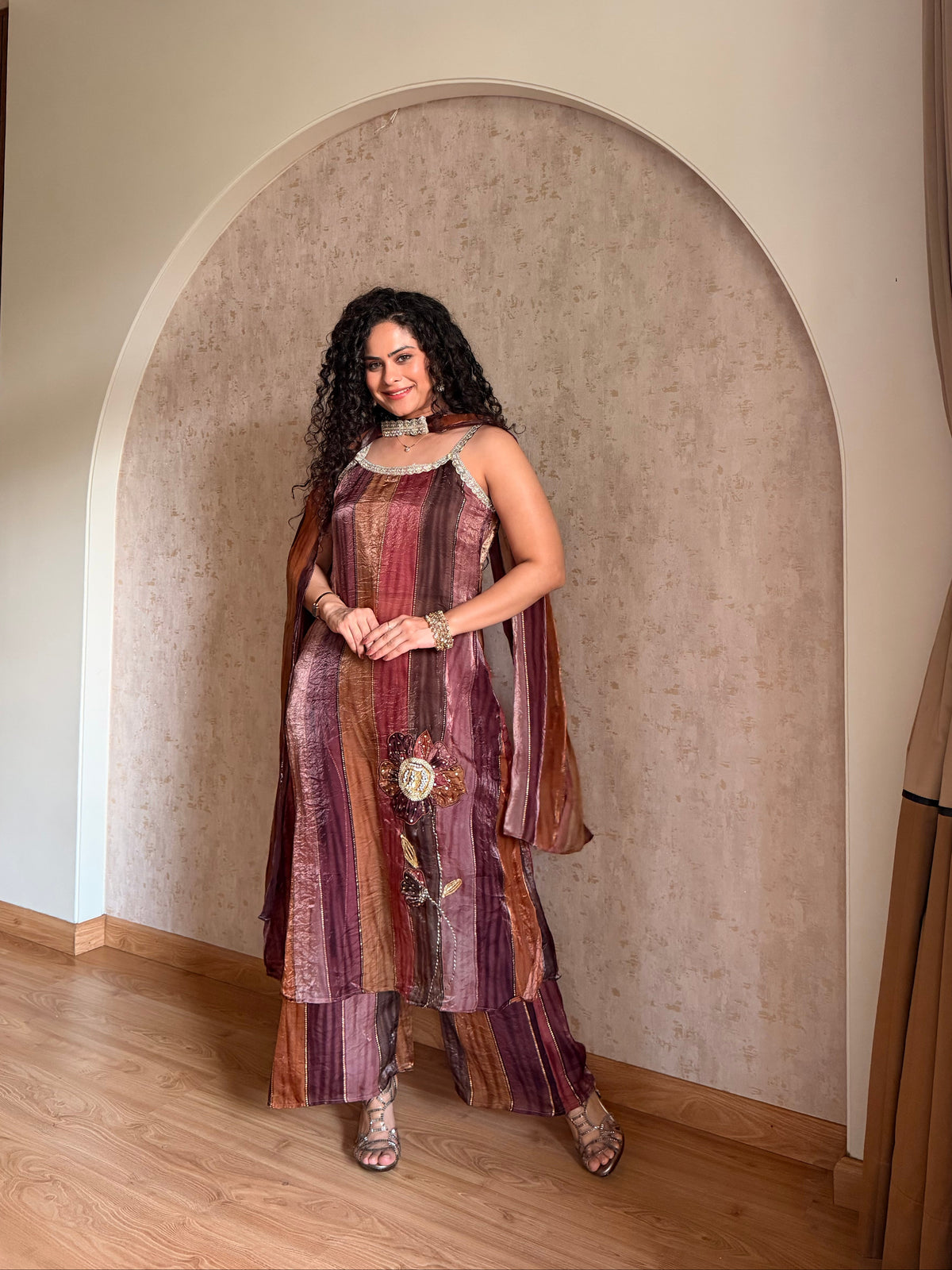 Aarzu Embroidered Suit Set