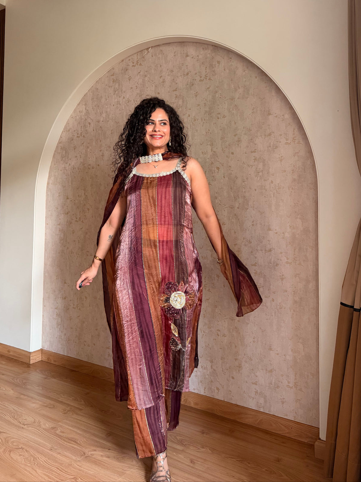 Aarzu Embroidered Suit Set