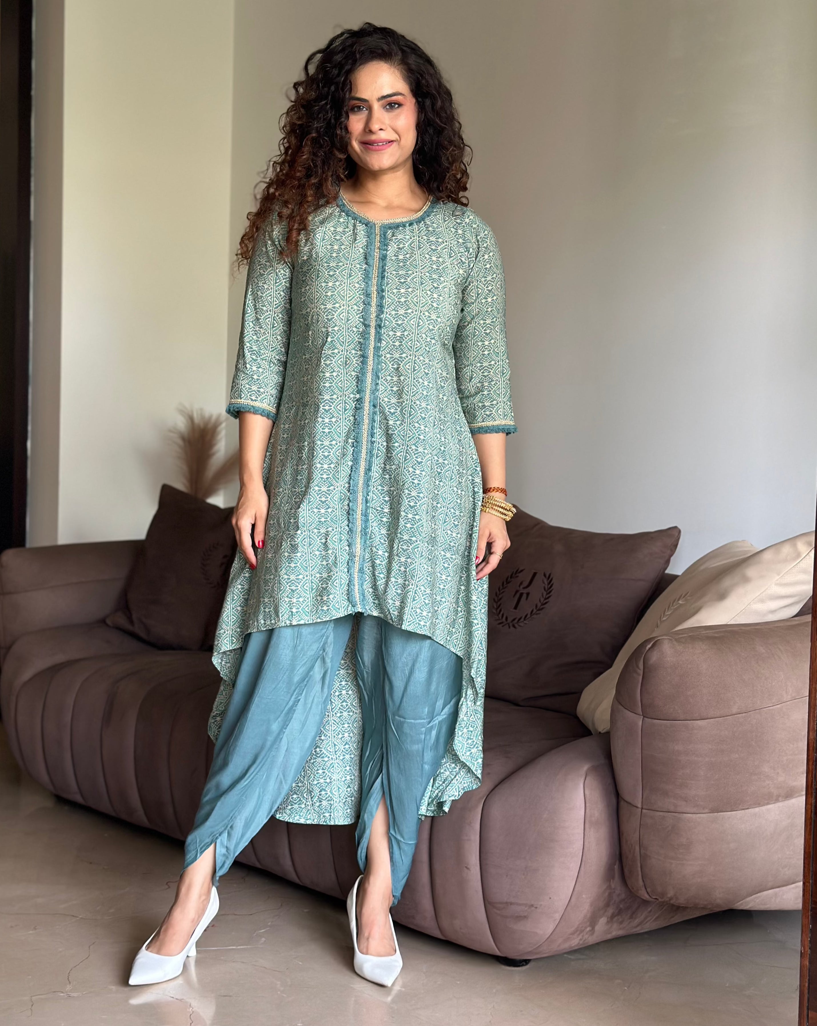 Posh Blue Kurta And Tulip Pants