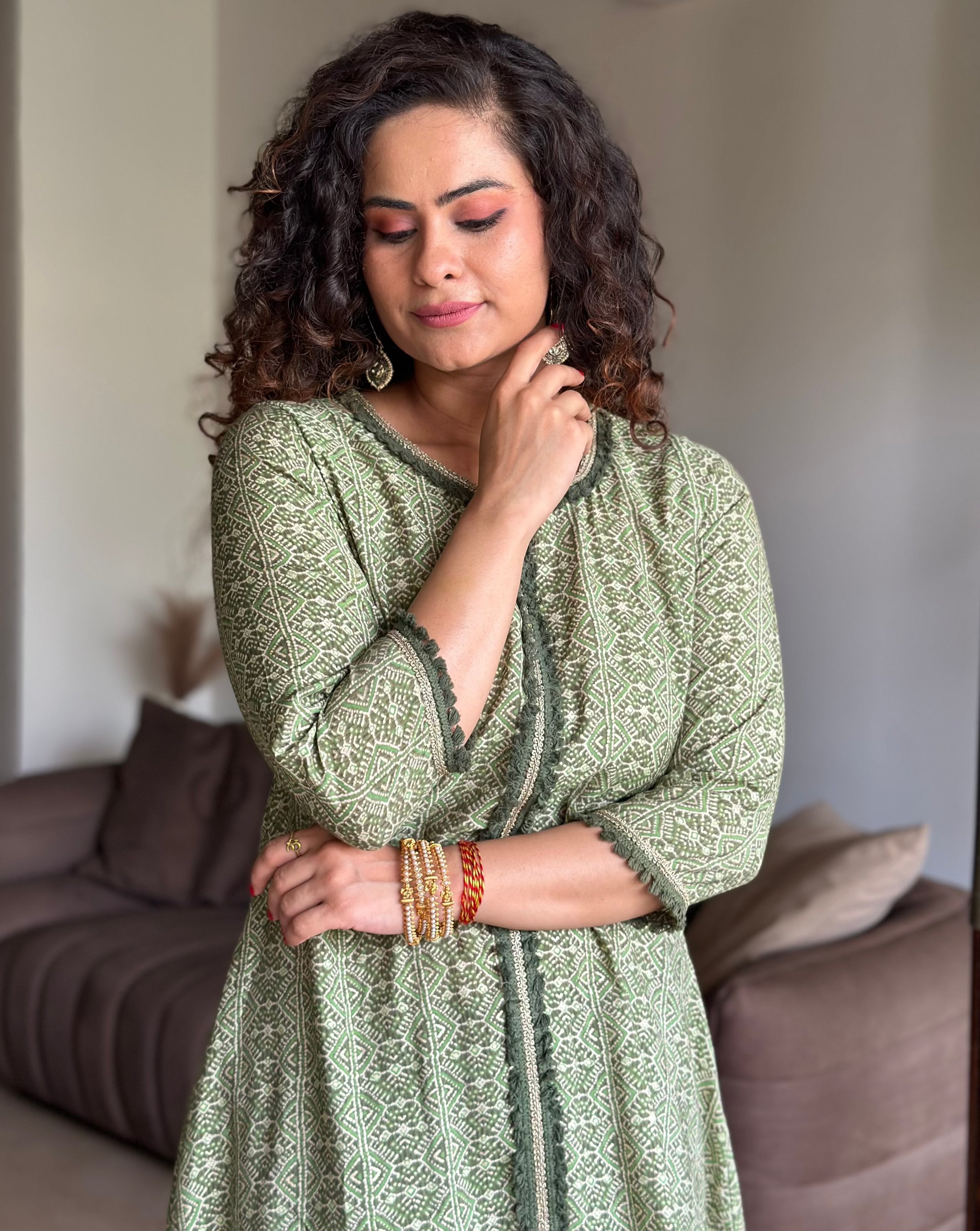 Posh Green Kurta And Tulip Pants