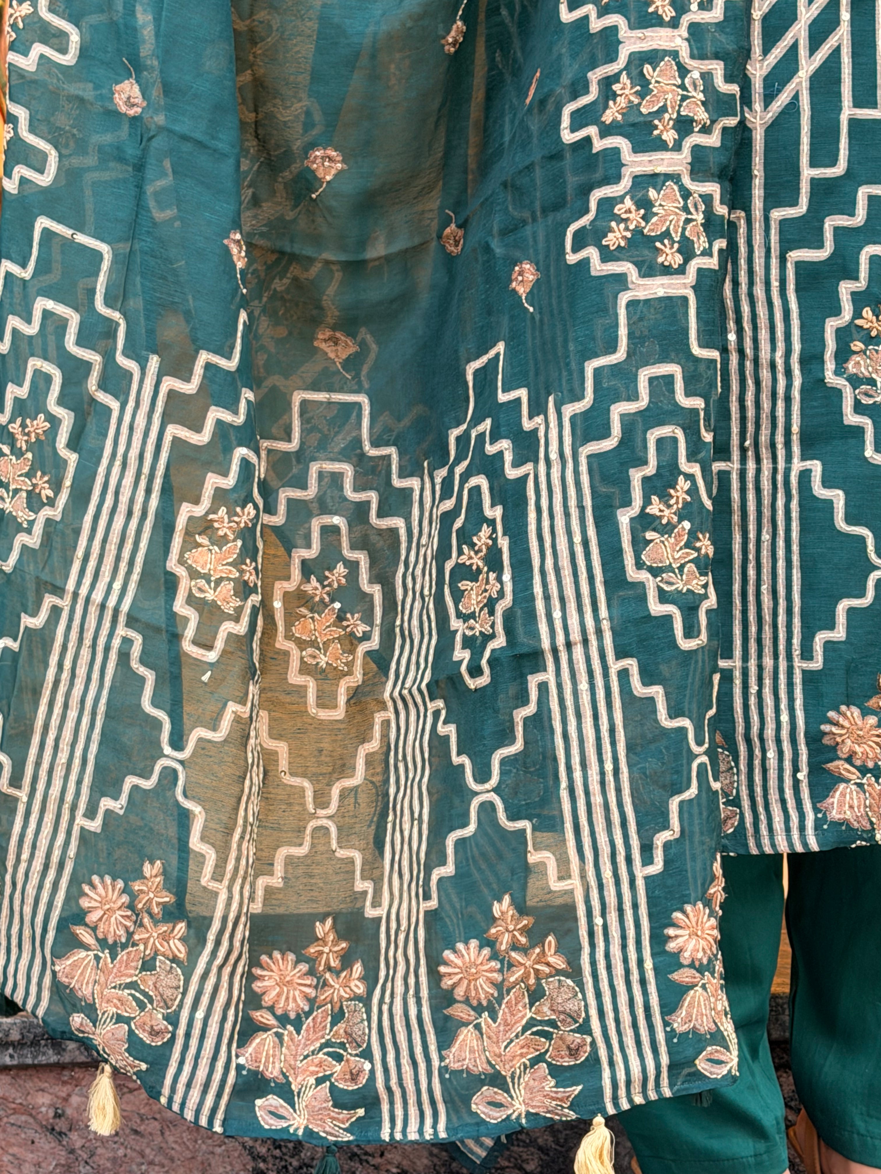 Rimjhim Embroidered Dupatta Set