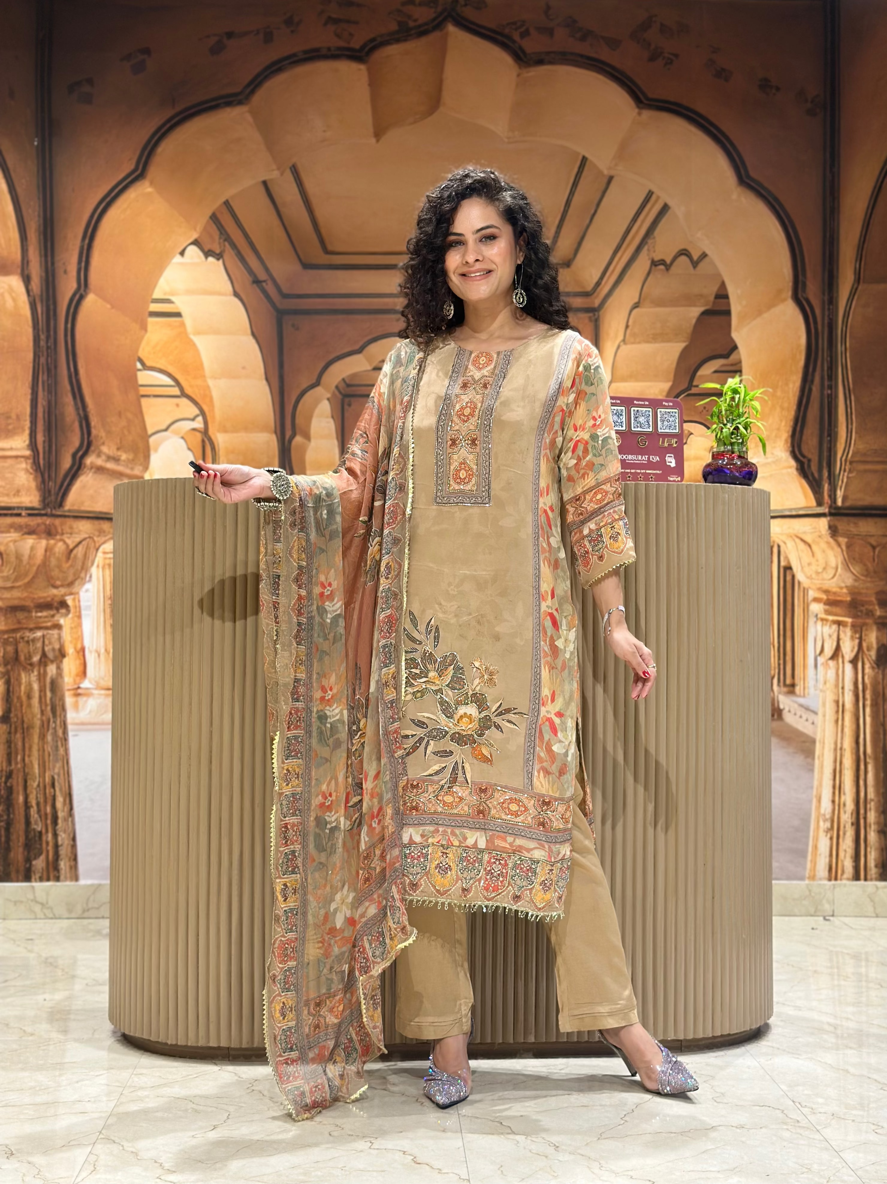 Maharani Festive Dupatta Set 