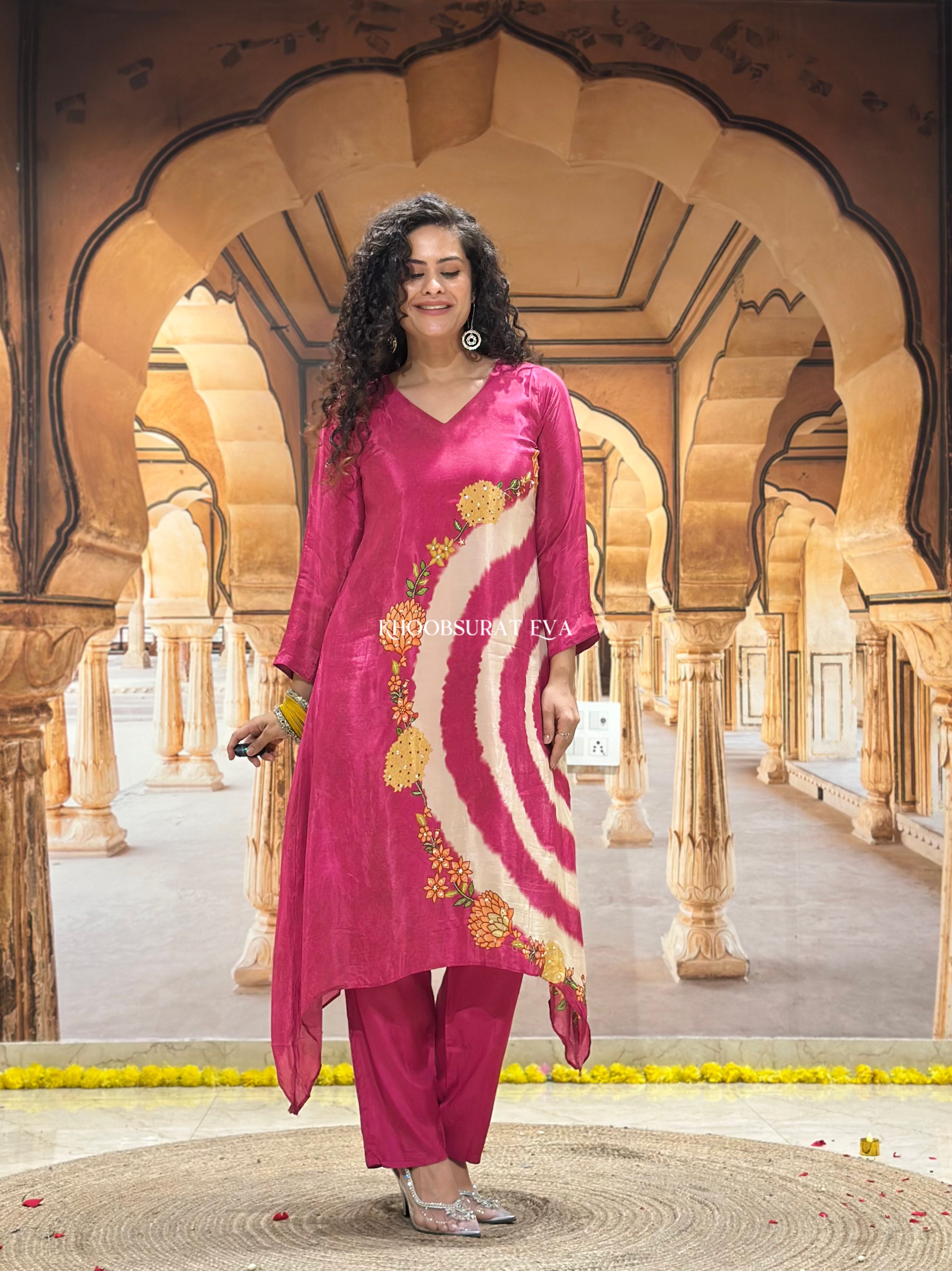 Mangal Lakshmi Festive Kurta Set