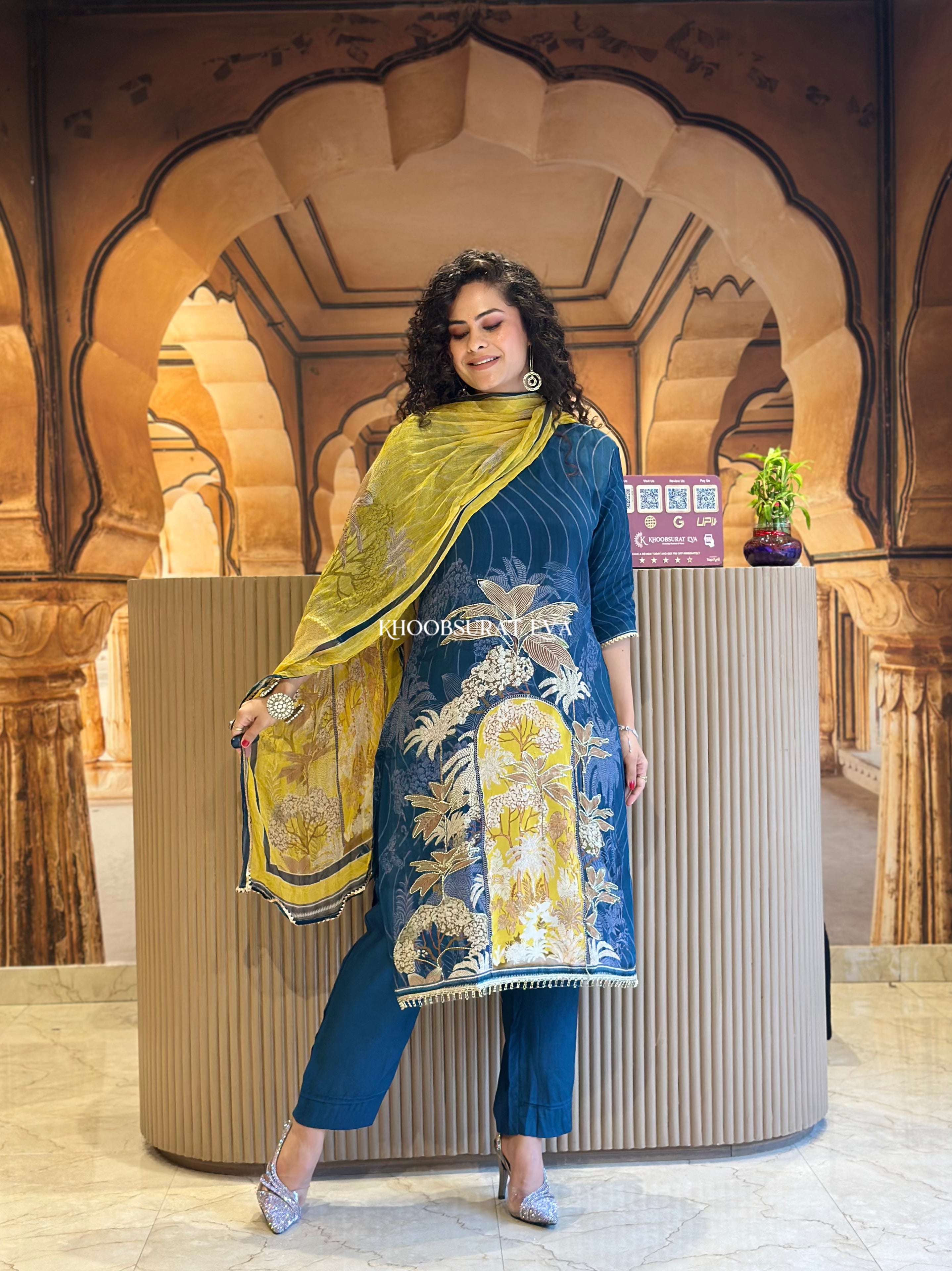 MumTaj Blue Dupatta Set