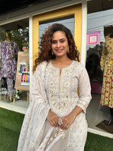 WHITE COTTON SUIT WITH EMBROIDERY