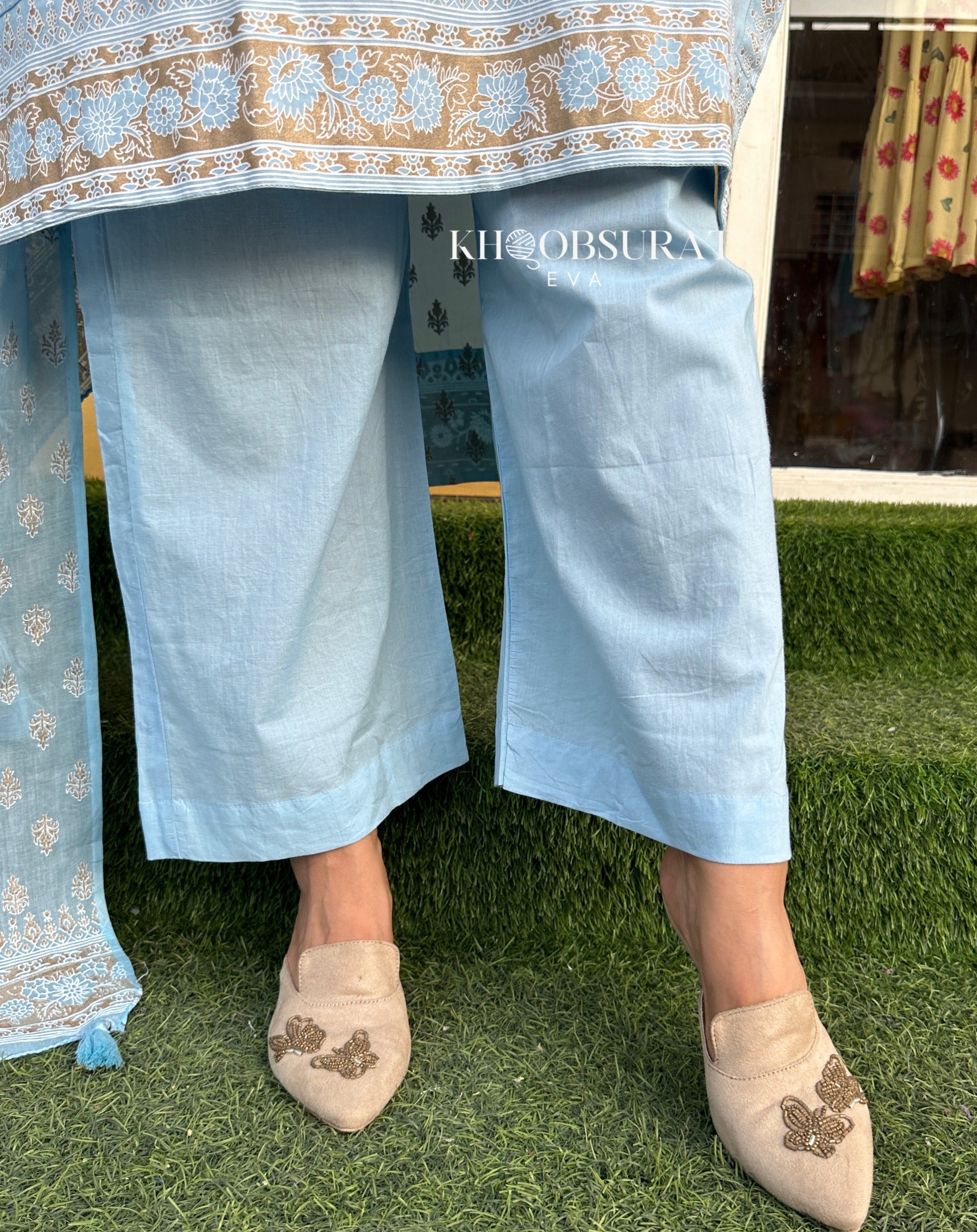 BLUE COTTON SUIT WITH EMBROIDERY