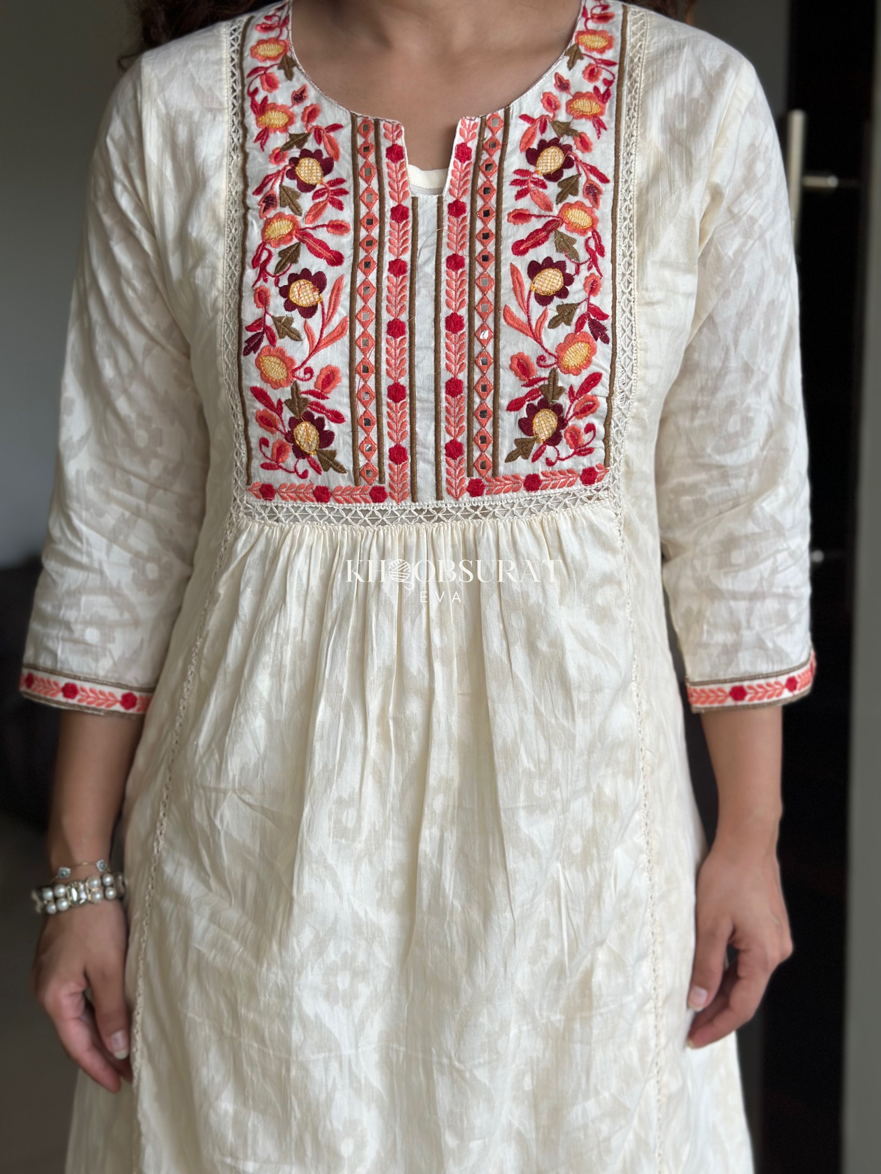 WHITE EMBROIDERED COTTON COORD SET