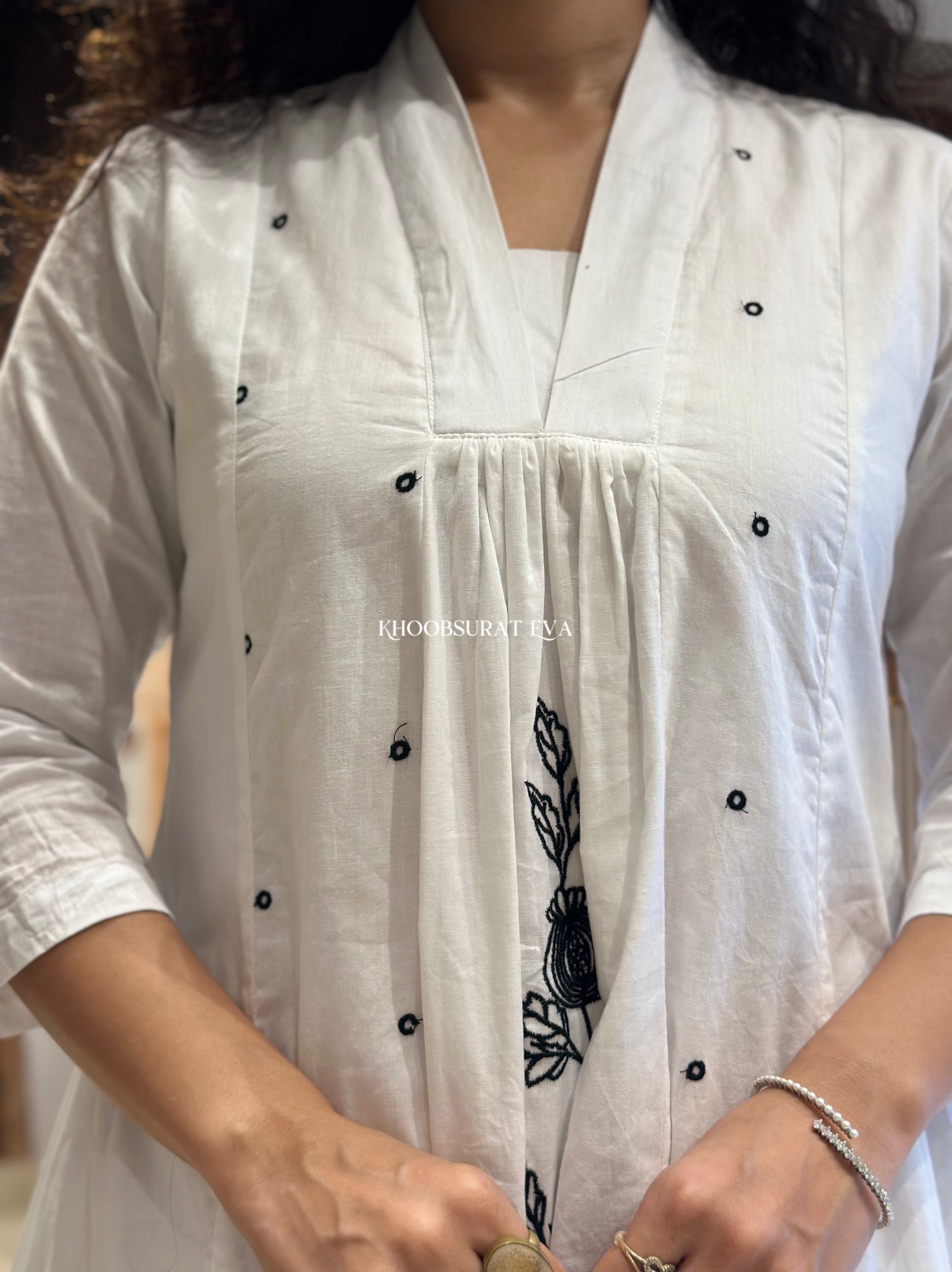 Beauty of Festive Kurta Set