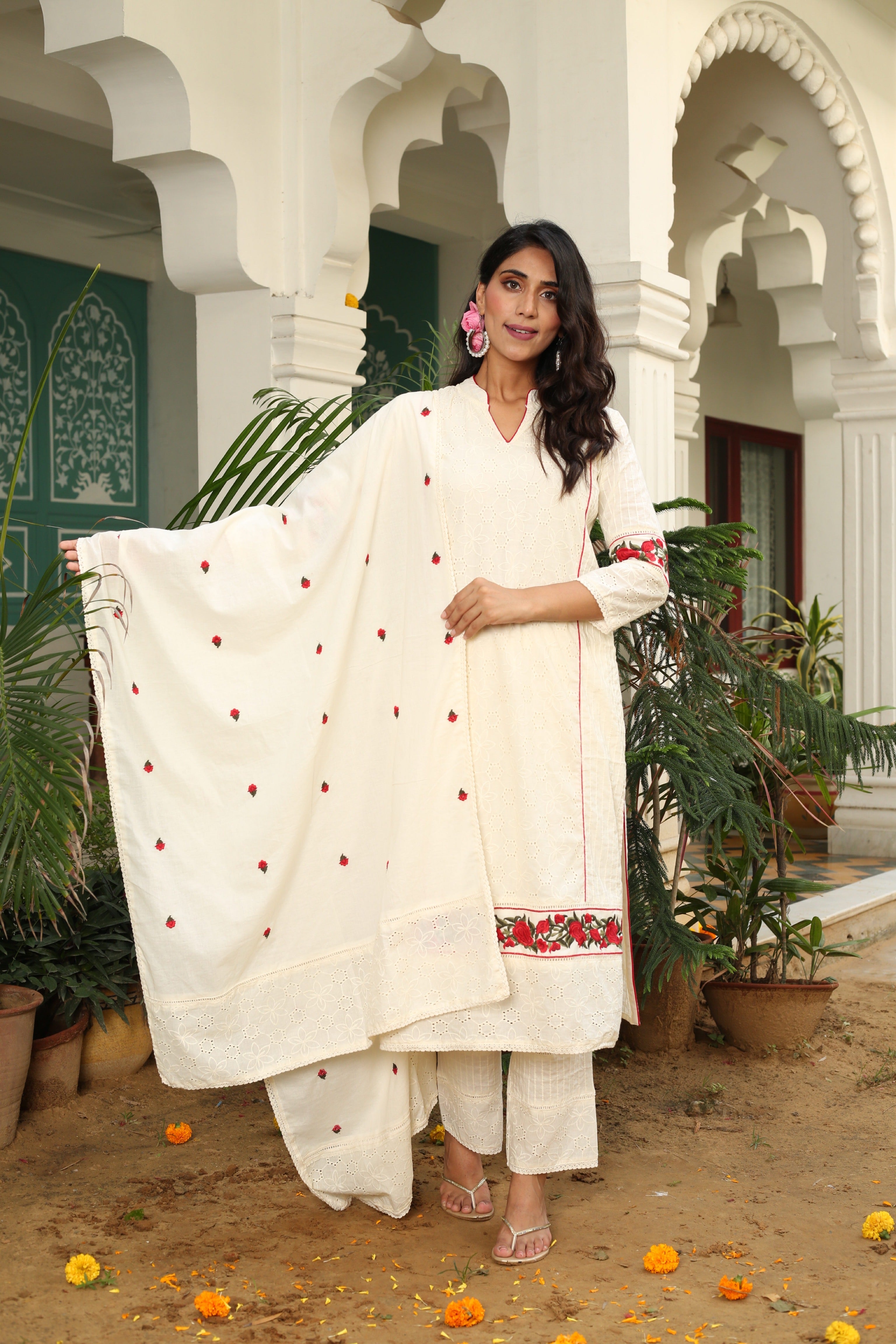 latest White Dupatta Suit Set