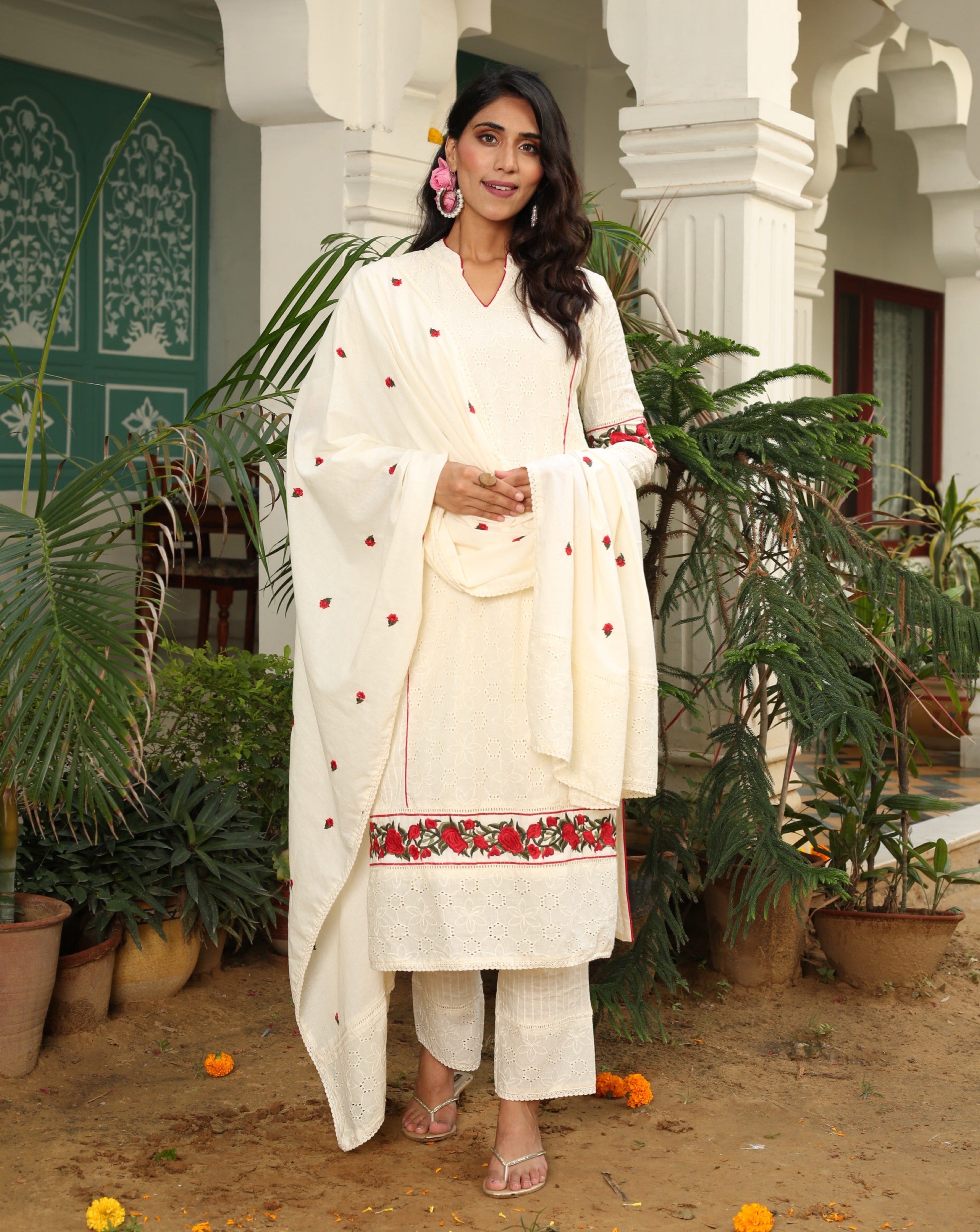 latest White Dupatta Suit Set