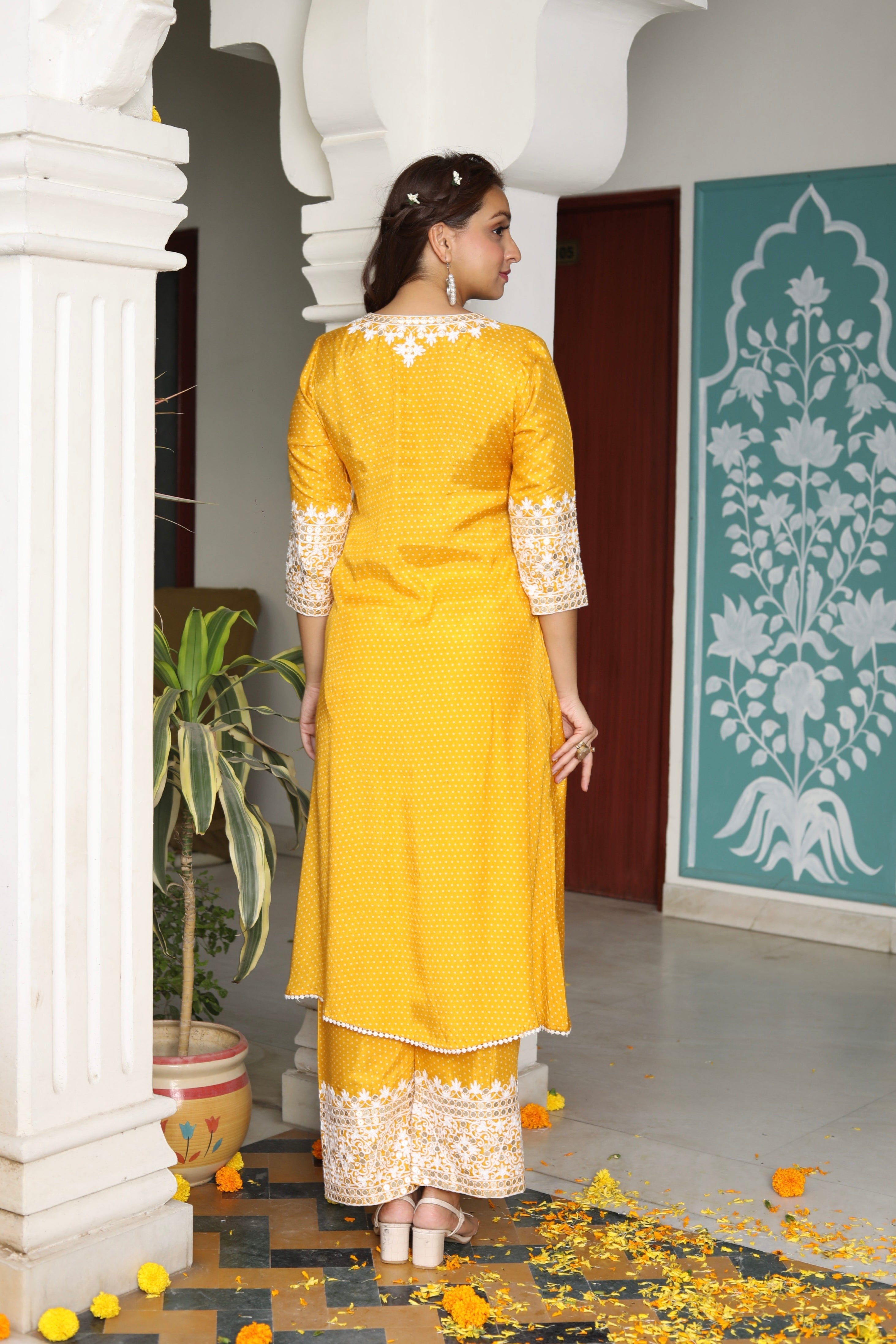 SUNSHINE YELLOW EMBROIDERED SILK KURTA PANTS