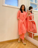 pink kurta suit